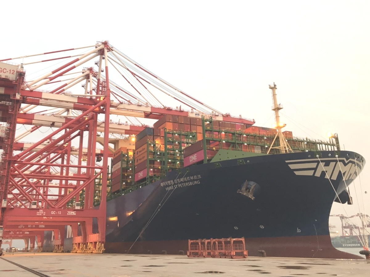 ▲財政部表示，今年第三季出口額突破900億美元，創歷史新高。(圖／NOWnews資料照，記者黃守作攝) 