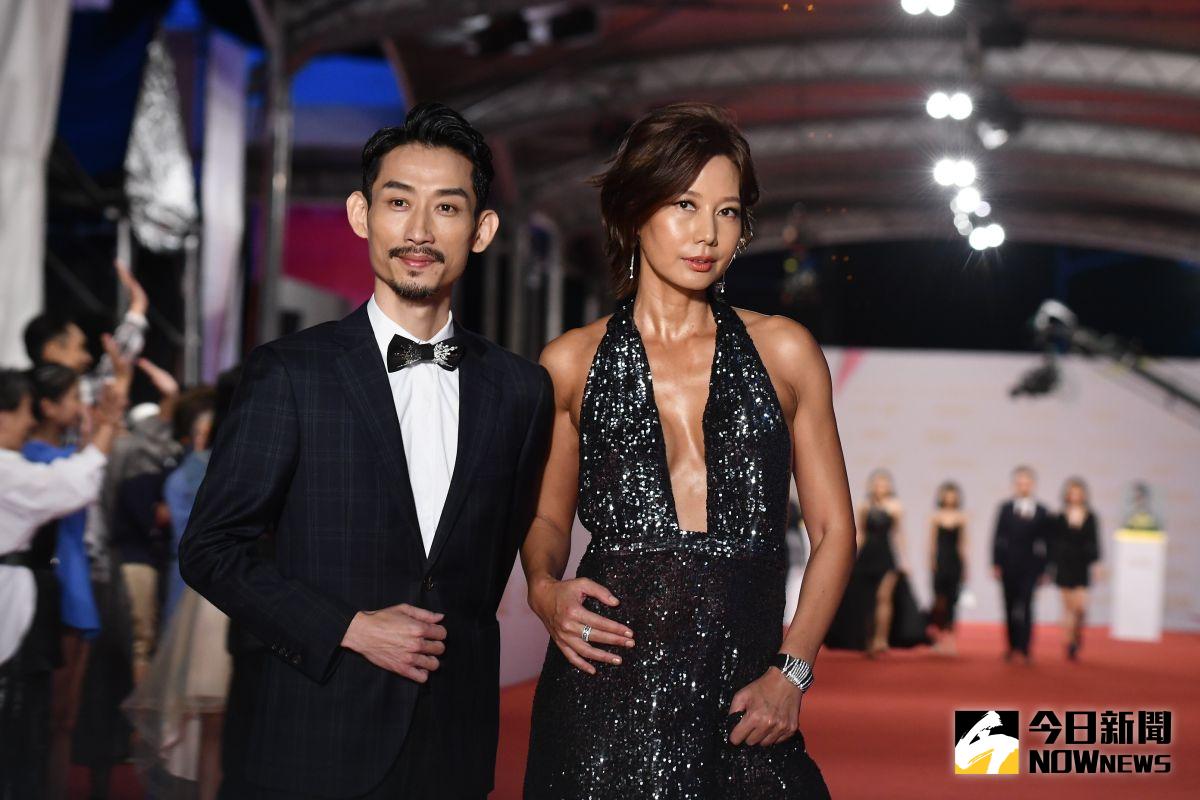 ▲陳竹昇（左）向合作過的「老婆們」，包含身旁的丁寧加油打氣。（圖／NOWnews影像中心）