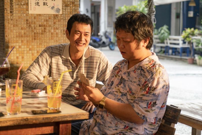 ▲納豆(前)拍攝《同學麥娜絲》有許多感觸。(圖/甲上)