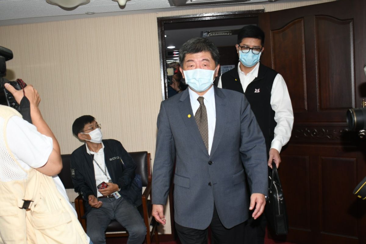 ▲陳時中今（30）天出席衛環委員會，針對「瘦肉精美豬開放進口-政府確保校園學童食用安全之措施與機制」列席備詢。（圖／記者林調遜拍攝）