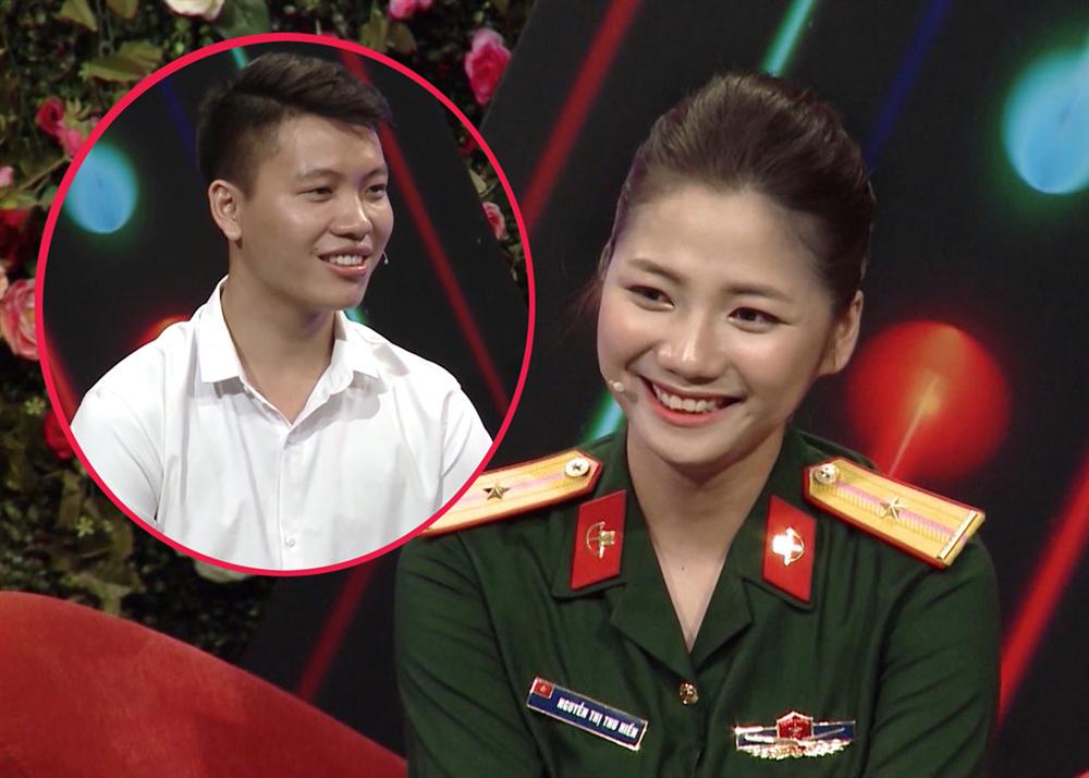 ▲越南有1名女軍官，就因為亮麗的外型受到矚目。（圖／翻攝自臉書）