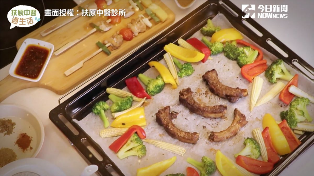 ▲ 中秋節烤肉也可以吃得很健康！中醫師教大家製作「養生醃肉醬」。（圖／扶原中醫診所 授權）