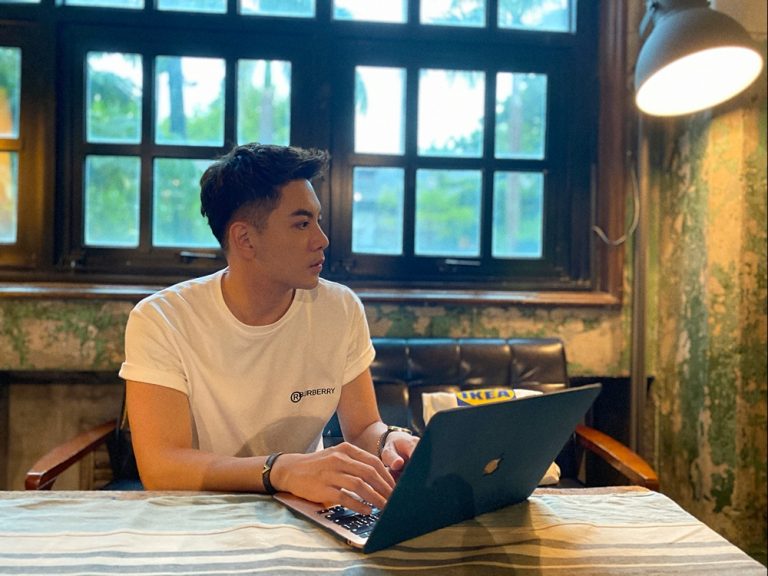 蔡侑霖專欄／離開四年，一個從北京回臺北工作的女生，職場不適、朋友圈生活一團糟…
