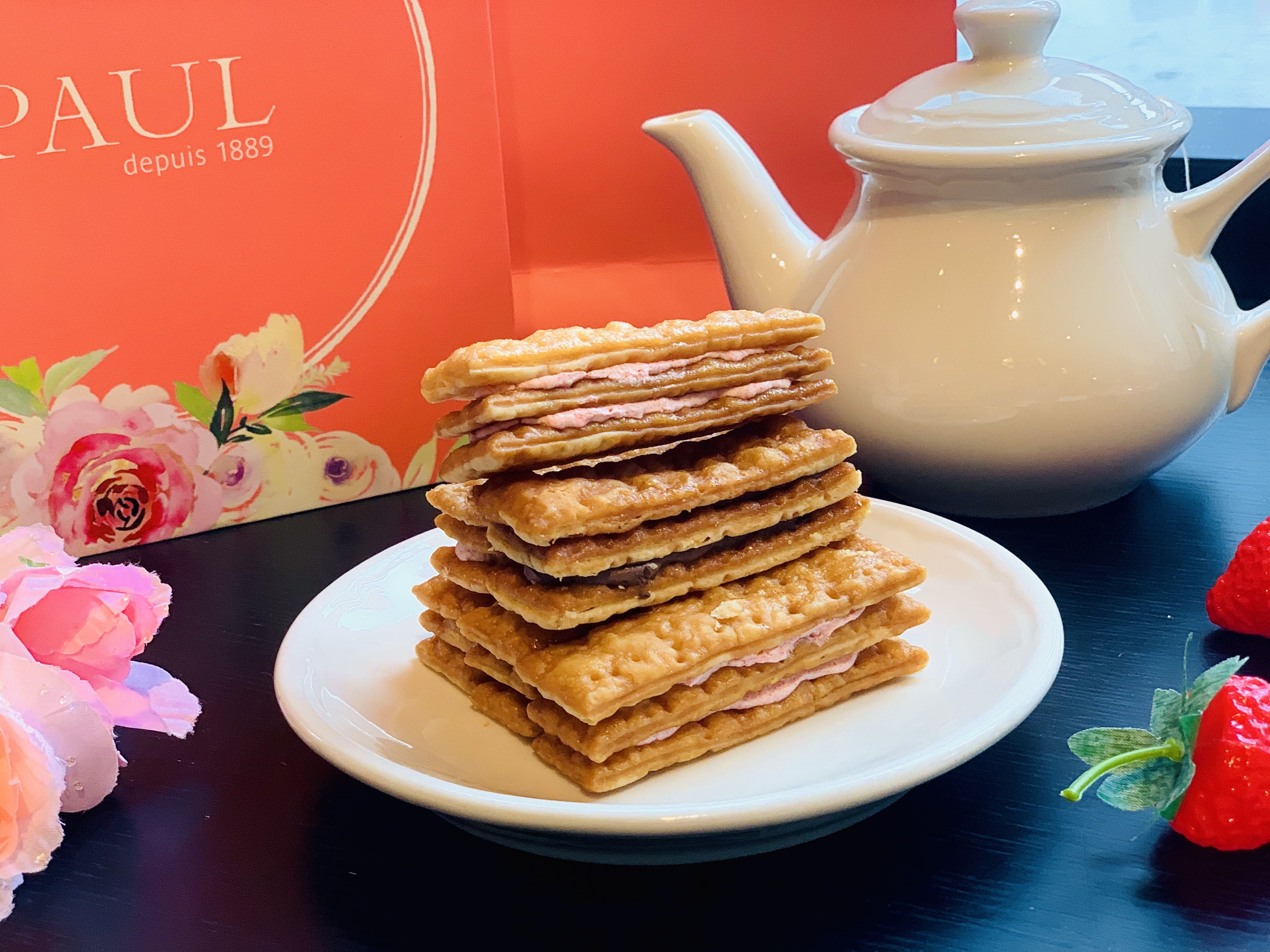 ▲PAUL有別於一般傳統月餅款式，推出千層酥、蝴蝶酥等道地法式午茶甜點。（圖／PAUL提供）