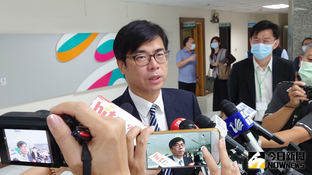 ▲陳其邁強調，他的原則就是用人唯才，只以專業跟表現考量，但「該換人就換人」，尊重專業的決定。（圖／記者鄭婷襄攝）