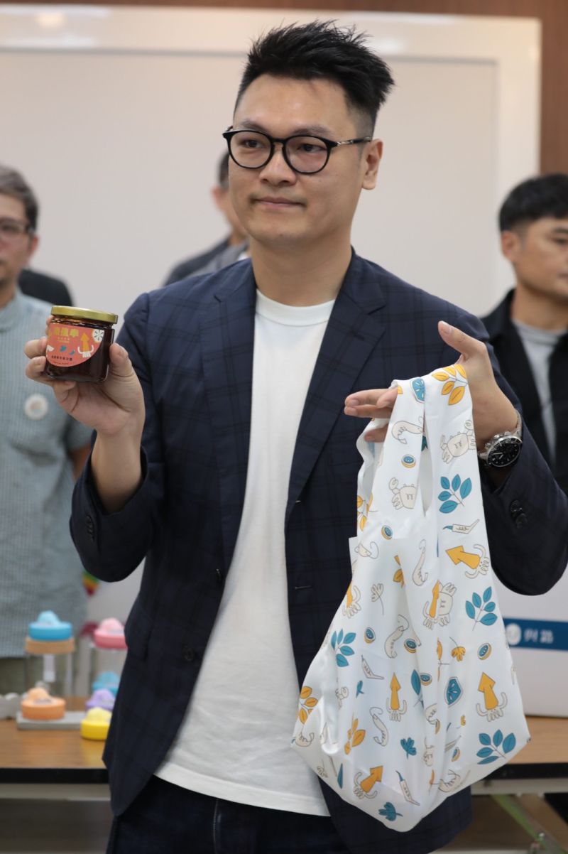 ▲基隆國慶晚會當天還有市集活動,推出文創好物讓民眾收集。(圖/基隆市政府提供)