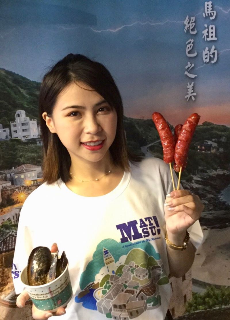 ▲連江縣跨海來台行銷低碳輕旅遊,在各大夜市誘以美食招攬人潮。(圖/連江縣府提供)