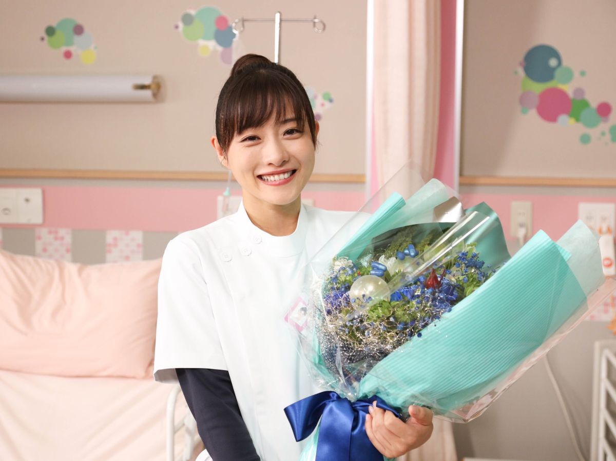 ▲石原聰美成功甩掉嬰兒肥。（圖／翻攝自Twitter＠アンサング・シンデレラ 病院薬剤師の処方箋）の処方箋）