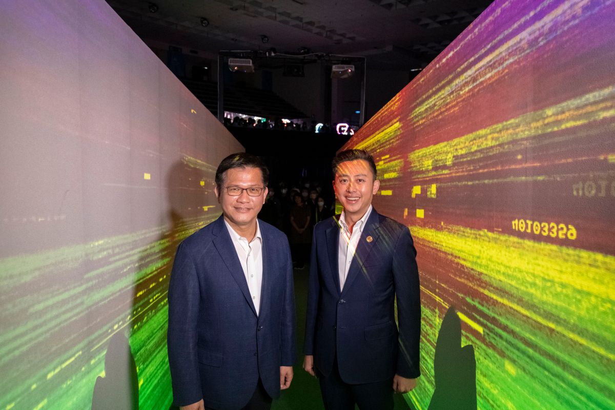 ▲針對2021台灣燈會是否取消，交通部長林佳龍（左）、新竹市長林智堅（右）今（19）日下午3時將在行政院開記者會宣布。（圖／NOWnews資料照片）