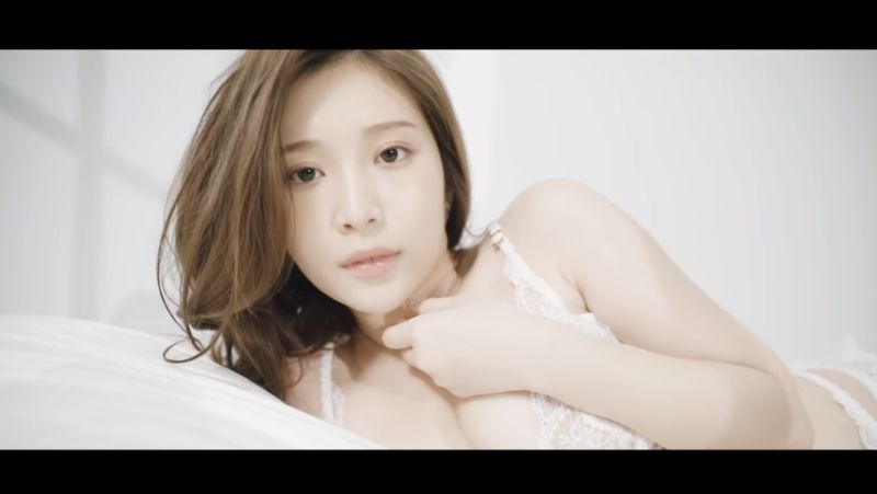 ▲雞排妹感謝祭影片讓人臉紅心跳。(圖/雞排妹YouTube)