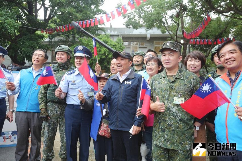 ▲侯友宜表示，最近大陸軍機在台海滋擾，感謝空軍第一時間挺身而出。(圖/記者康子仁攝)