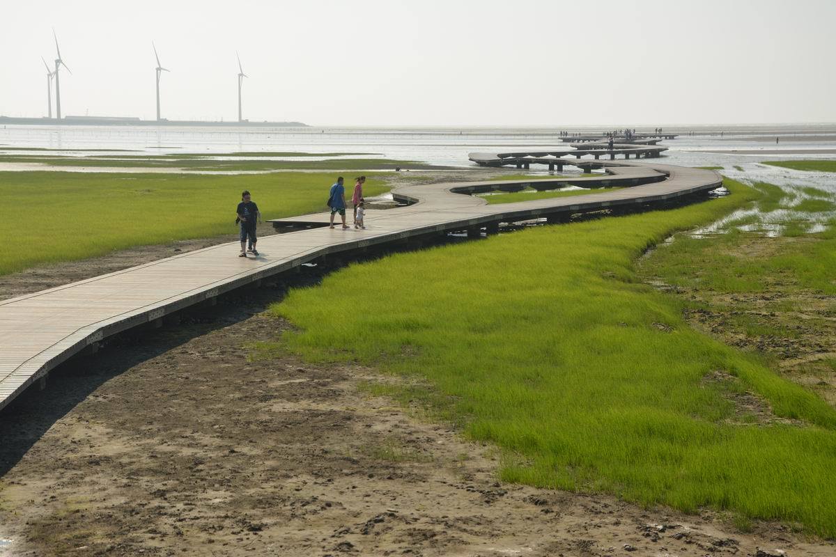 ▲高美濕地木棧道將於10月21日至29日全線封閉展開例行維護(圖／農業局提供2020.10.11)