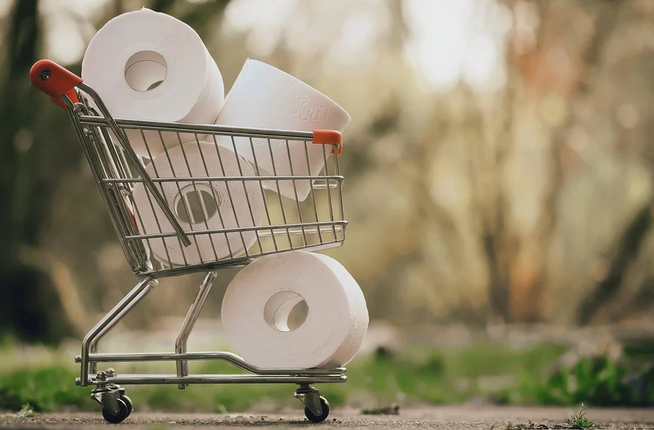 ▲網友購買150抽衛生紙，沒想到第一抽卻停不下來。（示意圖／翻攝自《pexels》 ）