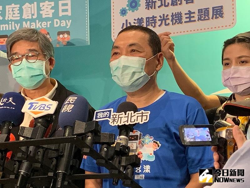 ▲面對林右昌想要搶新北地盤，侯友宜四兩撥千金淡淡地說，以後新北在這些區塊辦活動，歡迎林右昌一起來共襄盛舉。(圖/記者康子仁攝)