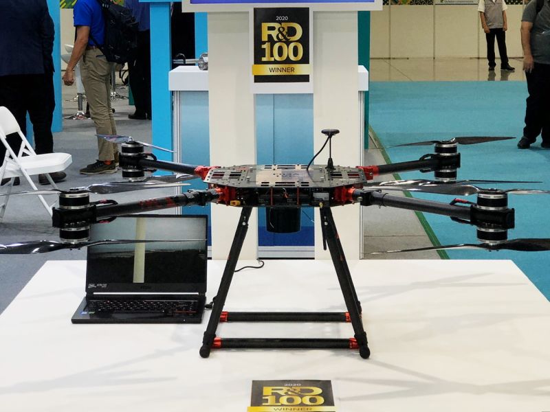 ▲金屬中心無人機葉片巡檢技術獲得2020年美國R&D