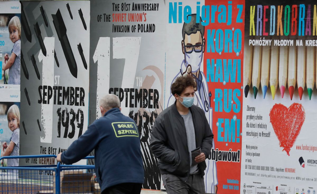 ▲波蘭15日創下單日新增8099例新冠肺炎確診的最高紀錄後，我駐波蘭代表處1名當地雇員也確診。（圖／達志影像／美聯社）