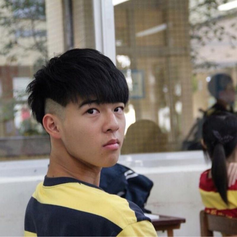 ▲▼從小男孩成為一個男人,大學的休學決定讓陳昊森更勇敢。(圖/陳昊森臉書)
