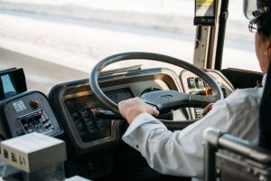 日本公車投幣箱竟藏「印度人頭髮」!超實用內幕曝光 製造商認了