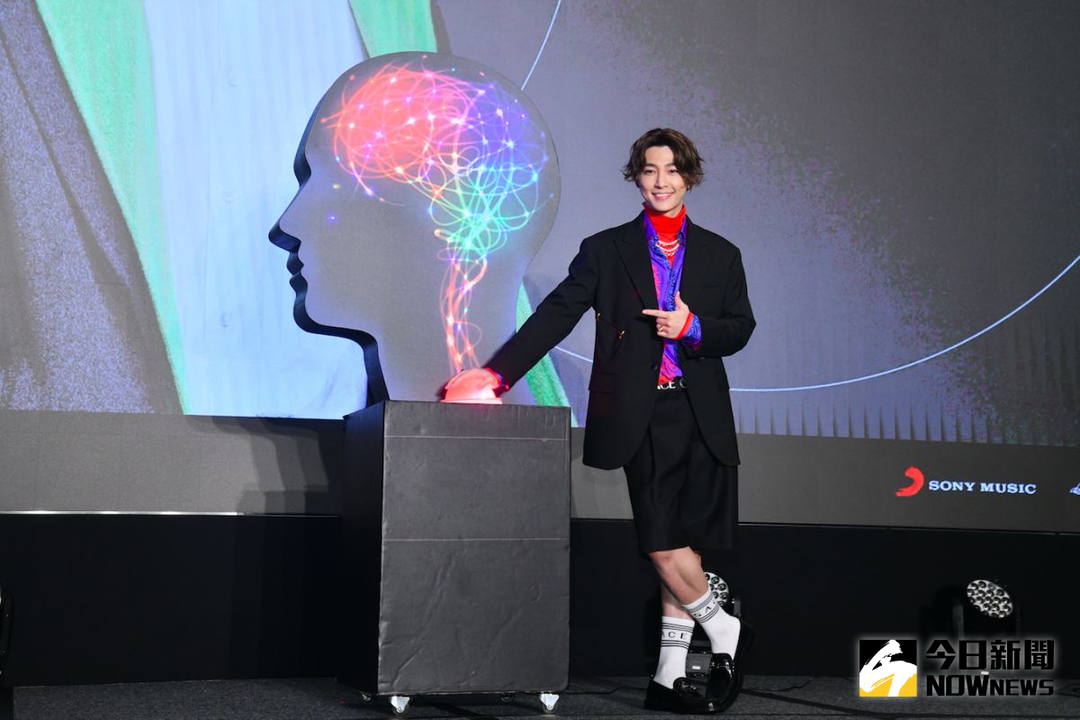 ▲炎亞綸坦言2年前的感情風波後，讓他陷入低潮。（圖／記者林柏年攝 ,2020.10.19）