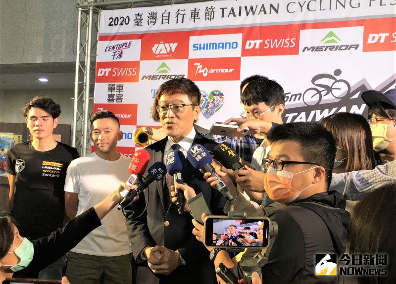 ▲「台灣KOM自行車登山王挑戰」今年邁入第9年,20日在交通部舉行賽前記者會,觀光局副局長林信任受訪。(圖/鍾東穎攝