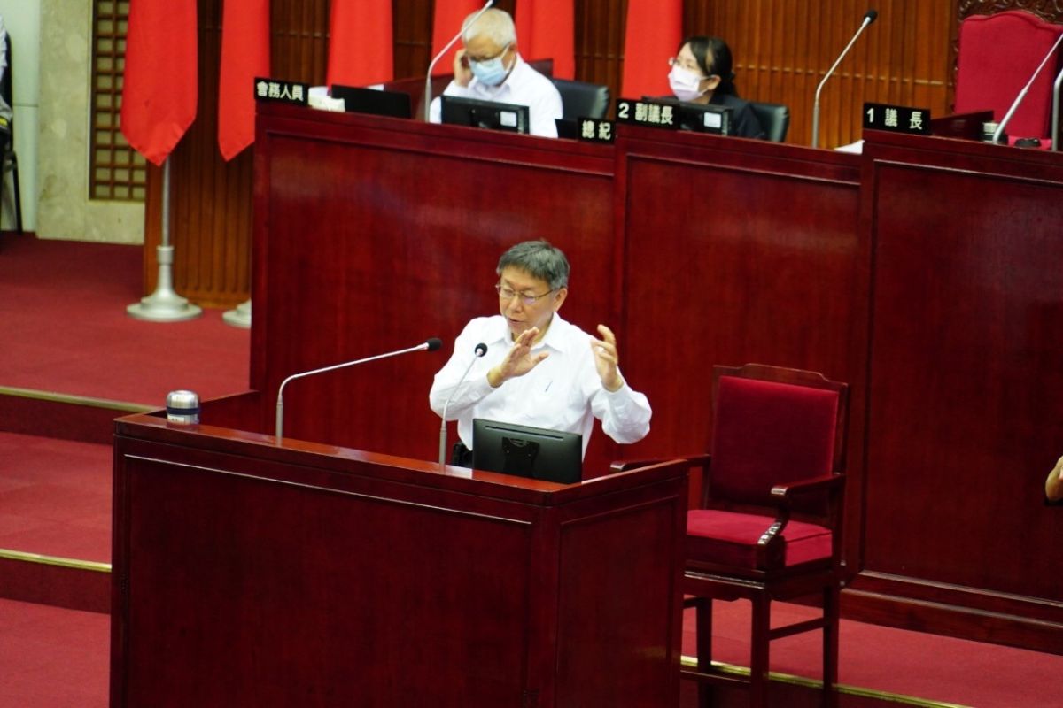 ▲台北市長柯文哲打算推動「結婚獎金」促進生育率，不過卻遭到議員質疑「結婚不等於生小孩」，且認為錢應該花在刀口上。（圖／台北市政府提供）