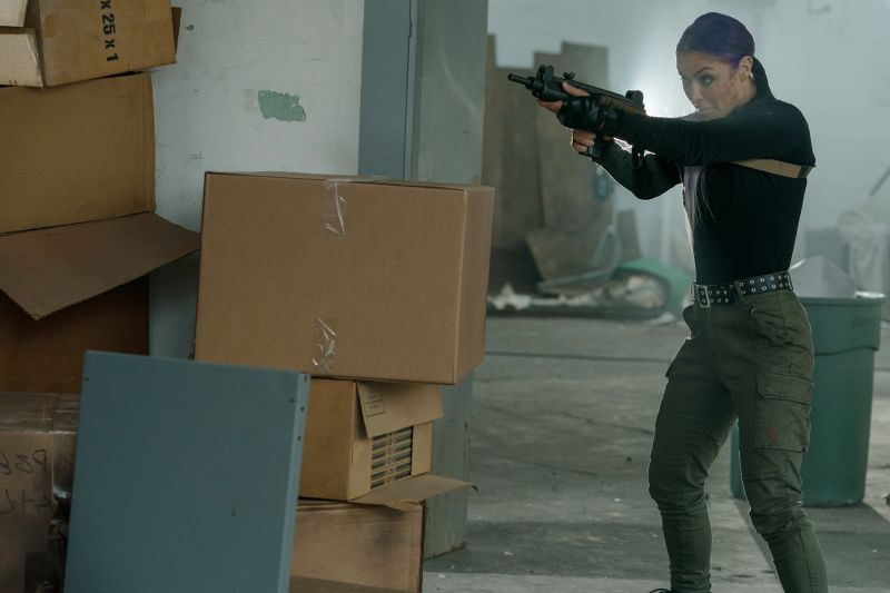 ▲出身軍事背景的娜塔莉伊娃瑪麗,變身衝鋒陷陣的女漢子。(圖/采昌)