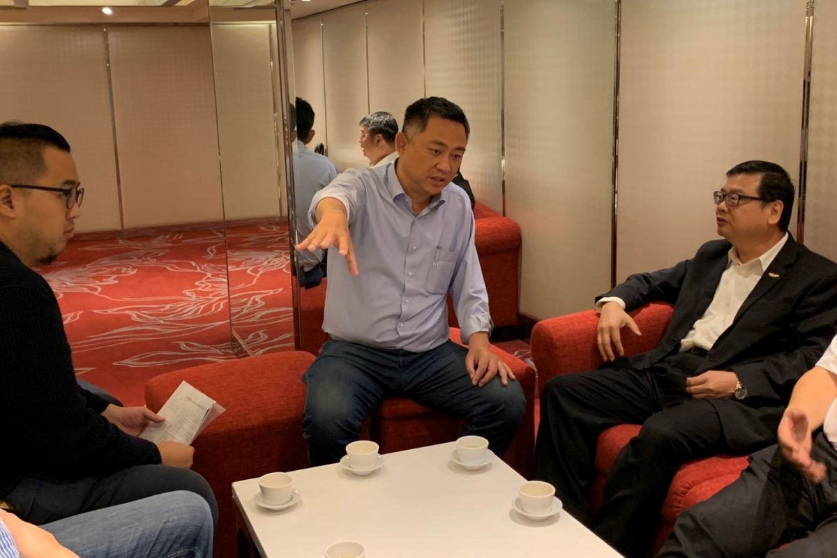 ▲楊鎮浯拜會交通部觀光局，局長張錫聰全力支持縣府五項提案。(圖/金門縣政府提供)