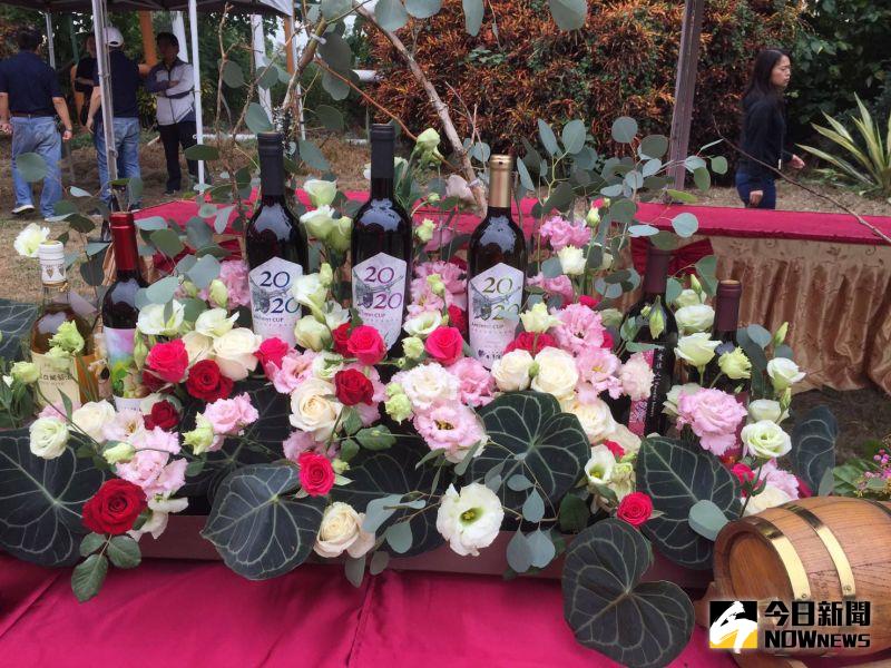 ▲二林鎮農會營造愛在20台灣波爾多葡萄酒季的氛圍。（圖／記者陳雅芳攝，2020.10.24）