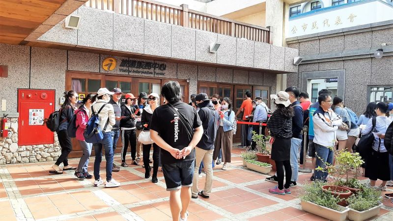 ▲戀戀海味澎湖美食假期依然有許多好康活動,遊客可以來澎湖尋找故事菜店家,消費享用故事菜就可以拉霸換好禮。(圖/澎湖縣政府提供)