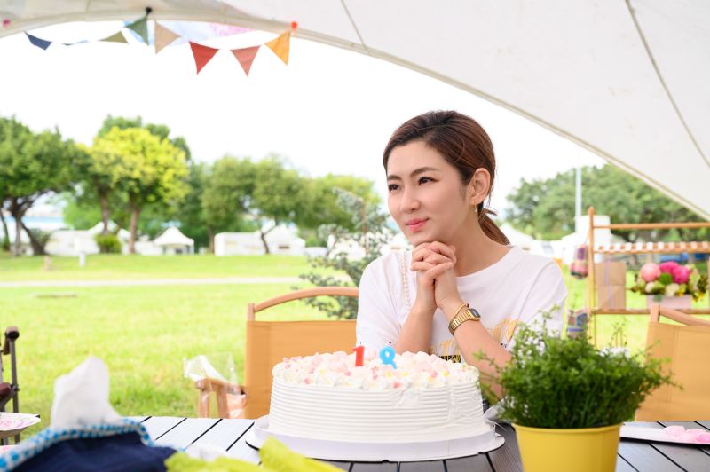Selina走過燒傷10年很驕傲 登山騙路人"我們是空姐"