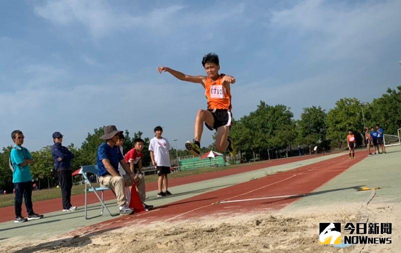 ▲嘉義縣中小學運動會暨全縣運動會在東石國中等地競技。(圖/記者陳惲朋攝)