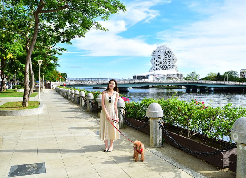 ▲愛河河畔,這條以愛為名的河流,不僅是許多人平日散步休閒活動的熱點(圖/資料照片)
