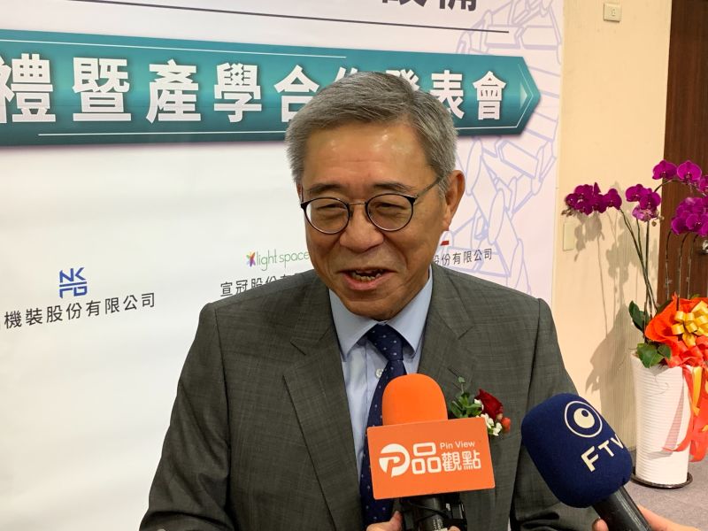 台塑集團常委王文潮力挺 攜手交大推展UVC LED