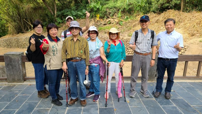 ▲政院中聯推「Chill趣遊中臺灣」,向全民遊客招手,來中臺灣品好茶,登小百岳,買農特產品,是國旅最有趣的選擇。(圖/政院中聯提供)
