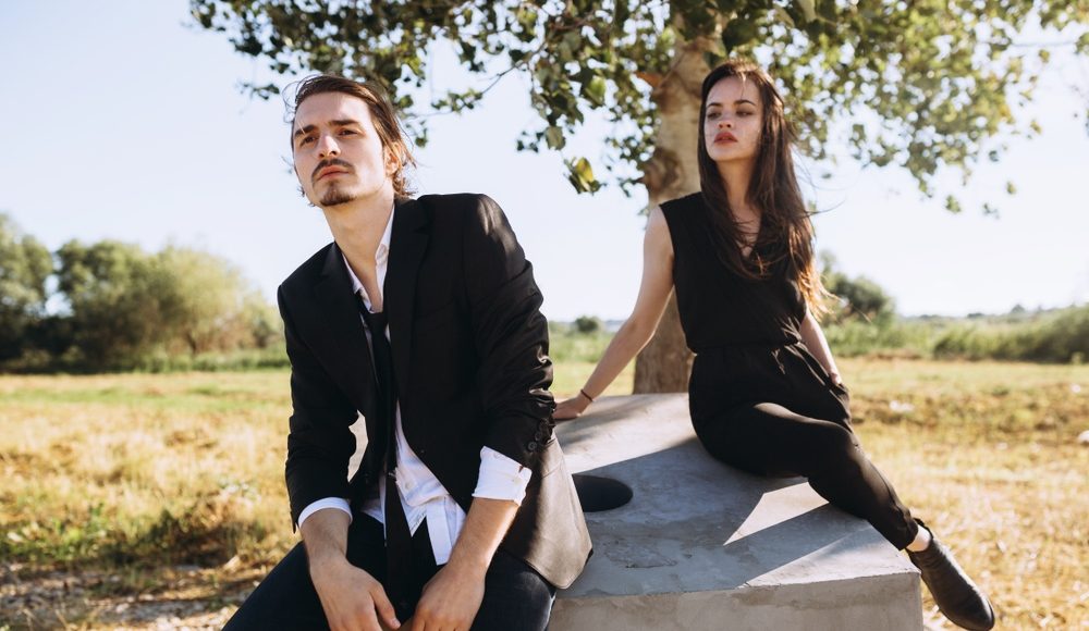  ▲受過的傷不一定需要洩憤才能平復，也可能是後來的日子裡，發現人生最容易被自己絆倒。（圖／Shutterstock）