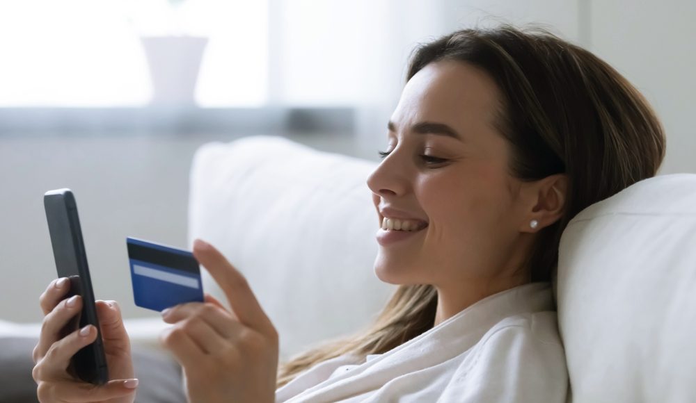  ▲今（28）起至11月底財運一路發！「3生肖」金銀滿倉、好運連連。（圖／Shutterstock）