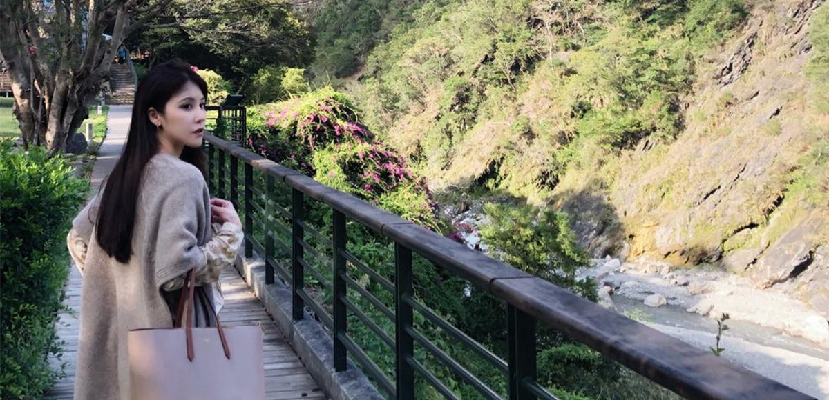  ▲穆熙妍感嘆前任的某些行為，就像口香糖沾上衣服，洗不乾淨也弄不掉痕跡。（圖／穆熙妍FB）