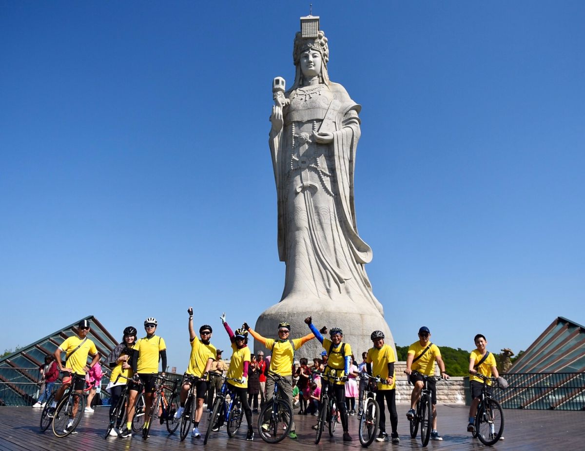 ▲迎接2021自行車旅遊年，馬祖推出 「藍色公路低碳旅遊」，台中捷安特提供單車共襄盛舉。（圖／捷安特提供）