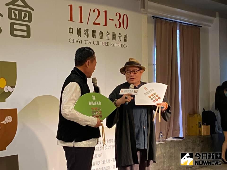 ▲許效舜（右）曝澎恰恰腰傷恢復。（圖／記者羅凌筠攝） 