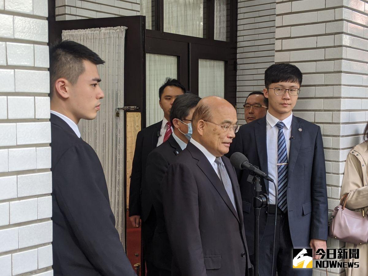 ▲對於退輔會主委馮世寬被潑咖啡，行政院長蘇貞昌說，備詢可以可以忍耐，但不受污辱。（圖／記者鄭宏斌攝，2020.11.06）