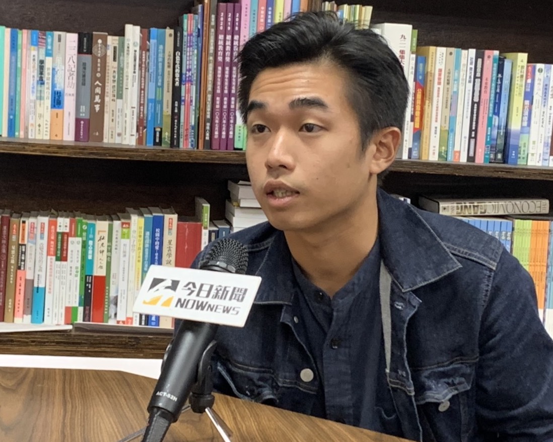 ▲陳估熊表示，其實有在關注修憲議題的青年世代不少人是傾向制憲的，因為修憲門檻過高、溝通不良，而且憲法條文太多已經不堪使用。（圖／記者朱永強攝）