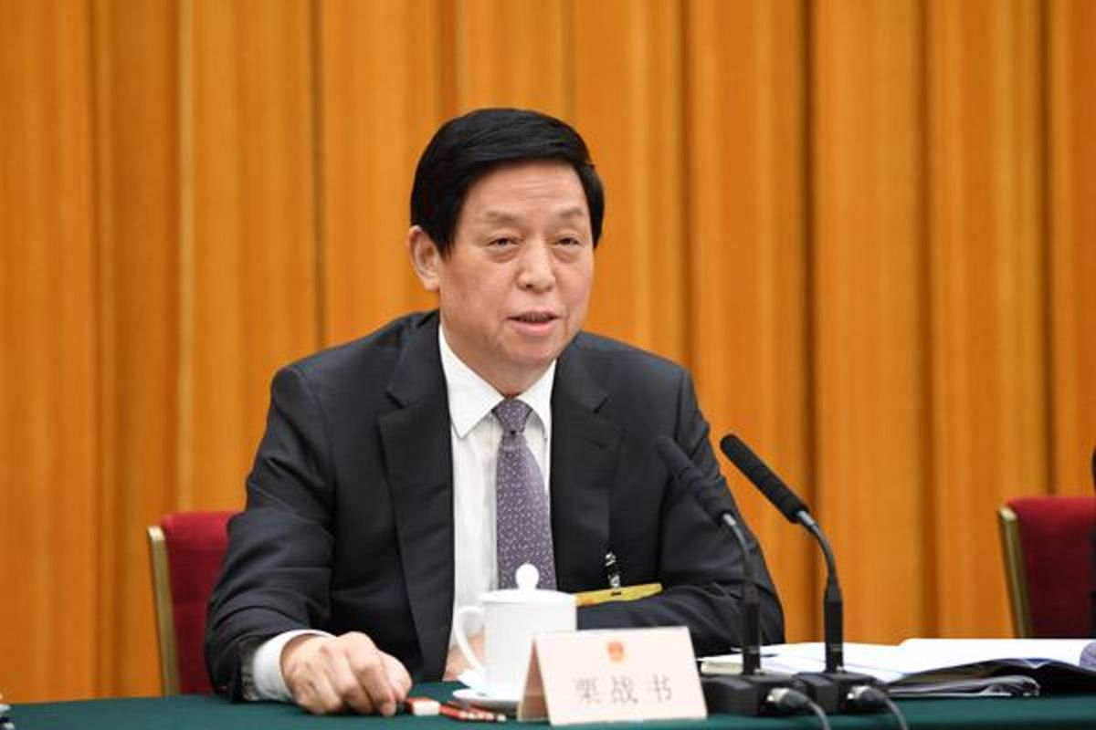 ▲中國全國人大常委會委員長栗戰書表示，北京將落實對香港的全面管制。（圖／翻攝自《香港01》）