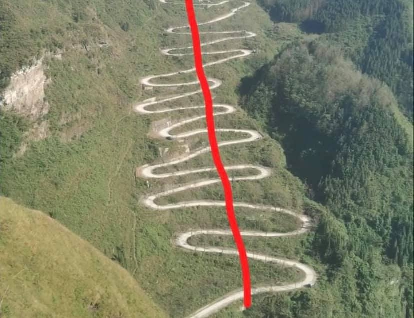 ▲網友詢問，山路鋪成直的不是更快？引發熱議。（圖／翻攝自《爆廢1公社》臉書）