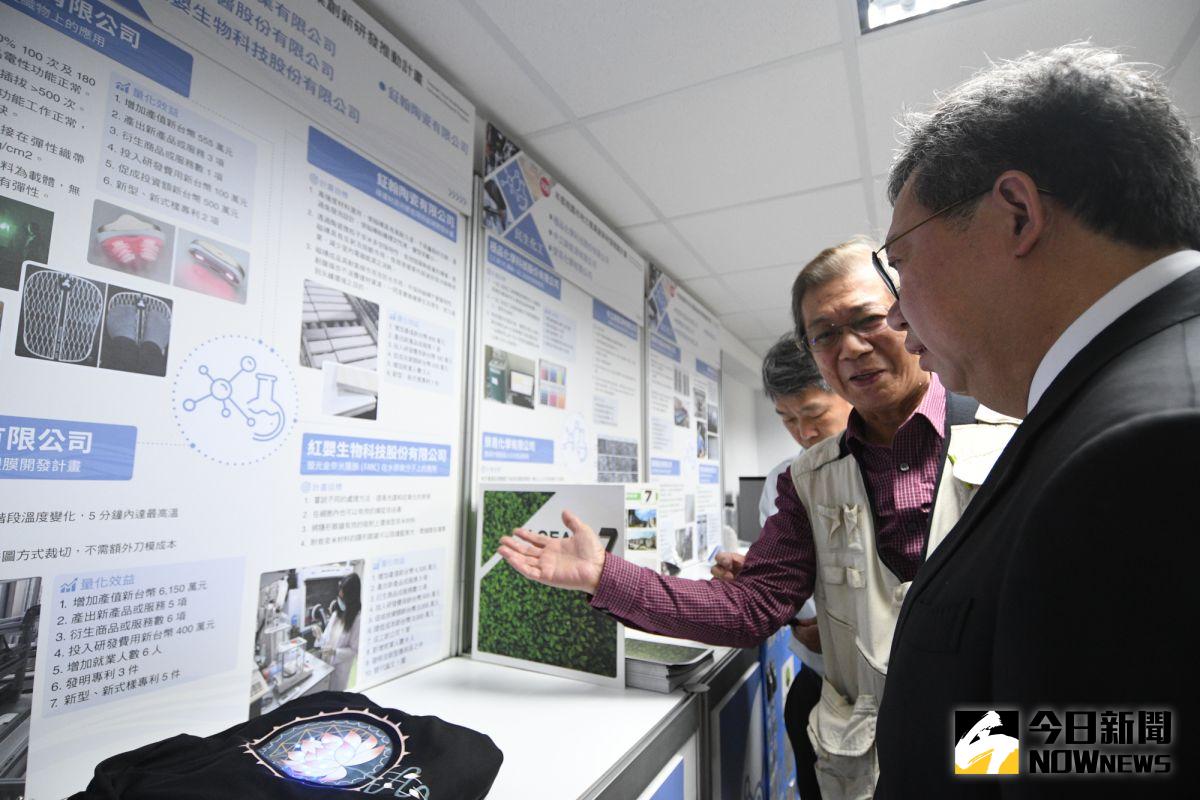 ▲桃園在地企業超過9成屬於中小企業，鄭文燦認為中小企業擁有極敏銳的市場敏感度，且在新技術研發上也不會自我設限，具備很強的創新能量。（圖／記者李春台攝, 2020.11.11）