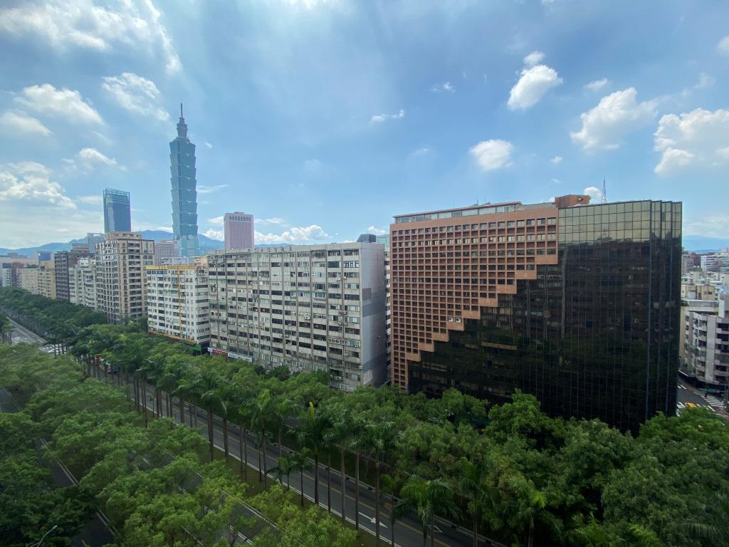 ▲仁愛路四段林蔭大道。（圖／NOWnews資料照片）