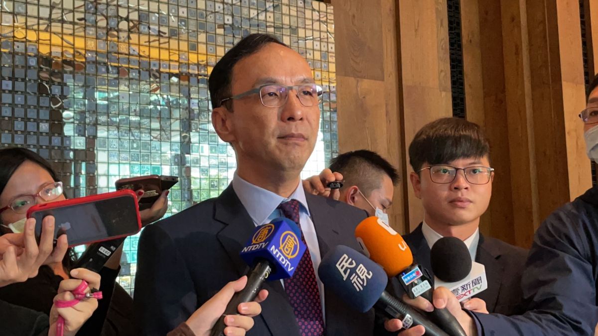 ▲對於行政院錯誤的指控，國民黨前主席朱立倫13日表示，行政院一定要非常誠意的道歉，因為這是用國家機器打小店家。（圖／朱立倫辦公室提供）