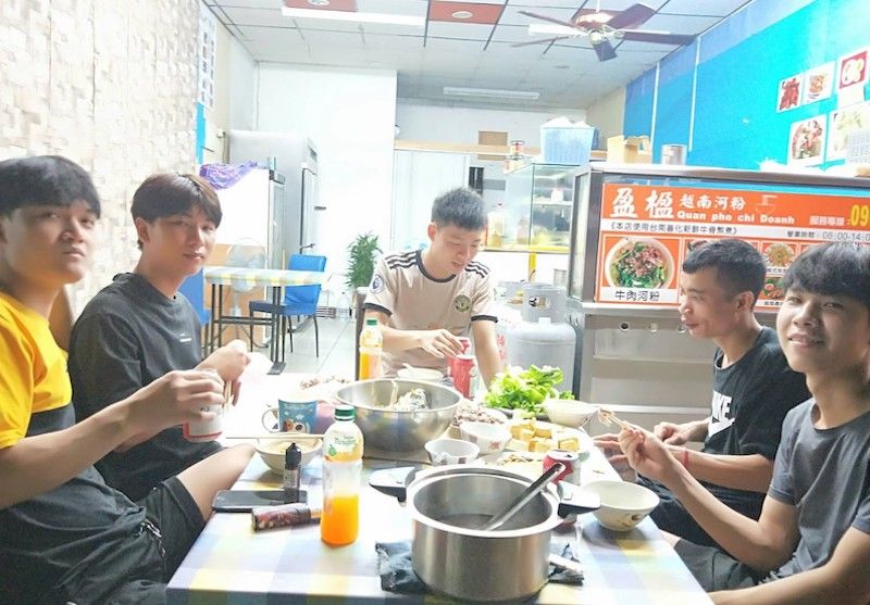▲盈楹河粉已經成為吳鳳科大新南向專班越南學生尋找家鄉味的據點。(圖/移民署提供)