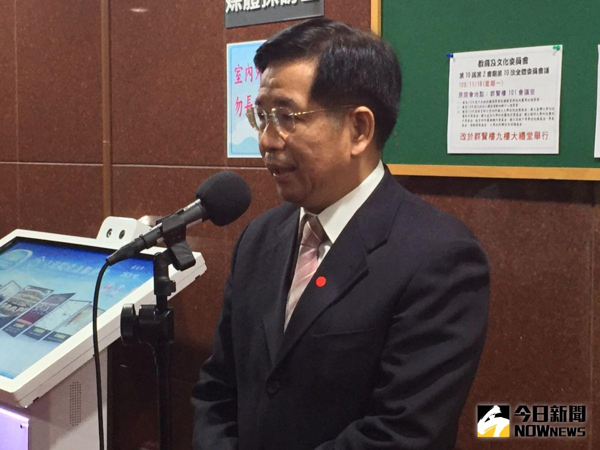 ▲潘文忠表示，這些意外讓自己相當擔憂而且悲痛，也希望各界不要過多轉傳以免引起模仿效應。（圖／記者黃仁杰攝,2020.11.16）