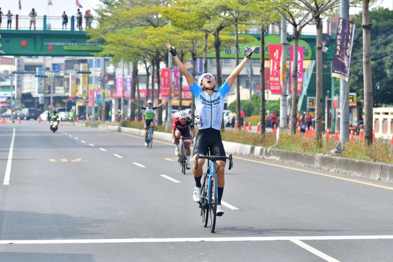 自行車／封省道3小時創舉　19歲台將奪衝刺王獲生涯首冠
