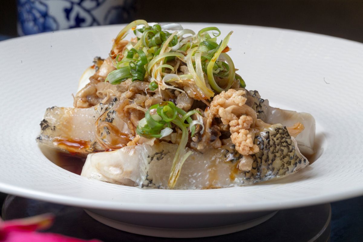 ▲屏東優質認證水產與六福萬怡酒店合作，推出五星饗宴。（圖／屏東縣政府提供）